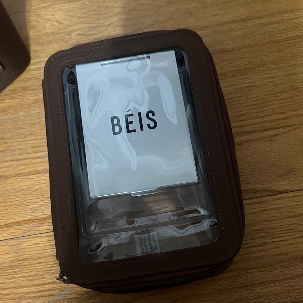 BÉIS Maple Travel Cosmetic Case Set - Picture 3 of 6